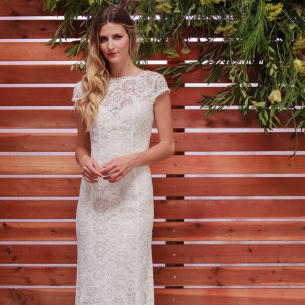 Dreamers and Lovers Nellia Lace Gown